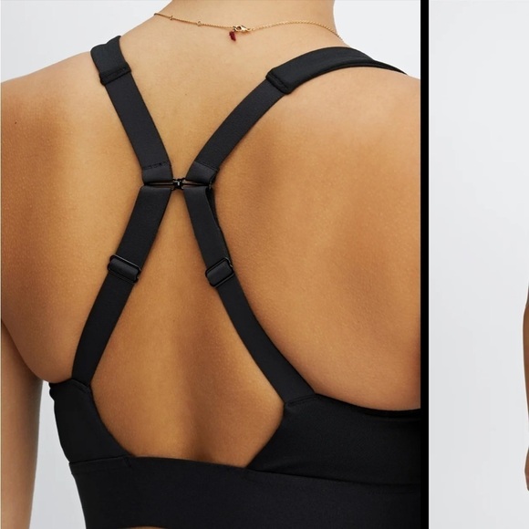 NWT Fabletics All Day Every Day Sports Bra - Picture 3 of 13